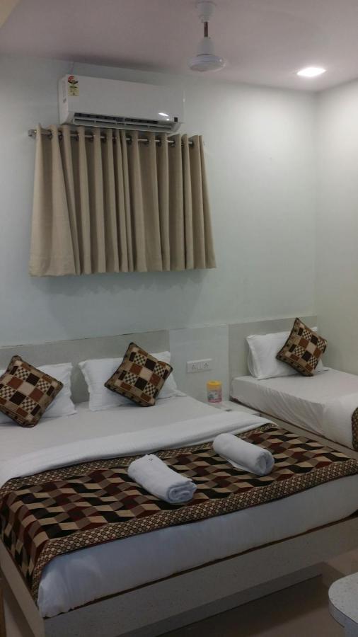 Hotel Kf Residency Мумбаи Экстерьер фото